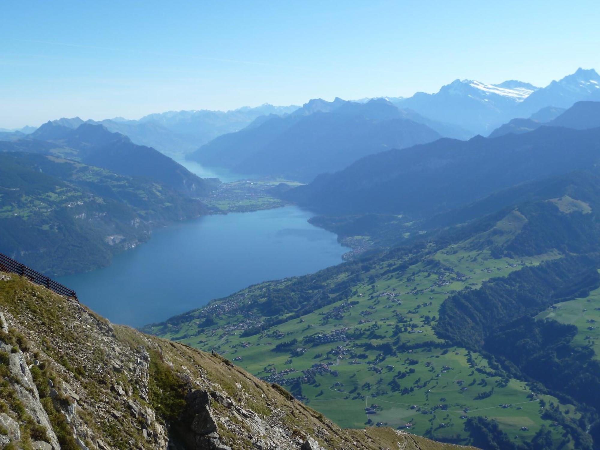 Hotel Restaurant Sunnmatt Aeschi Bei Spiez Eksteriør bilde