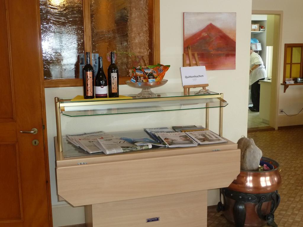 Hotel Restaurant Sunnmatt Aeschi Bei Spiez Eksteriør bilde