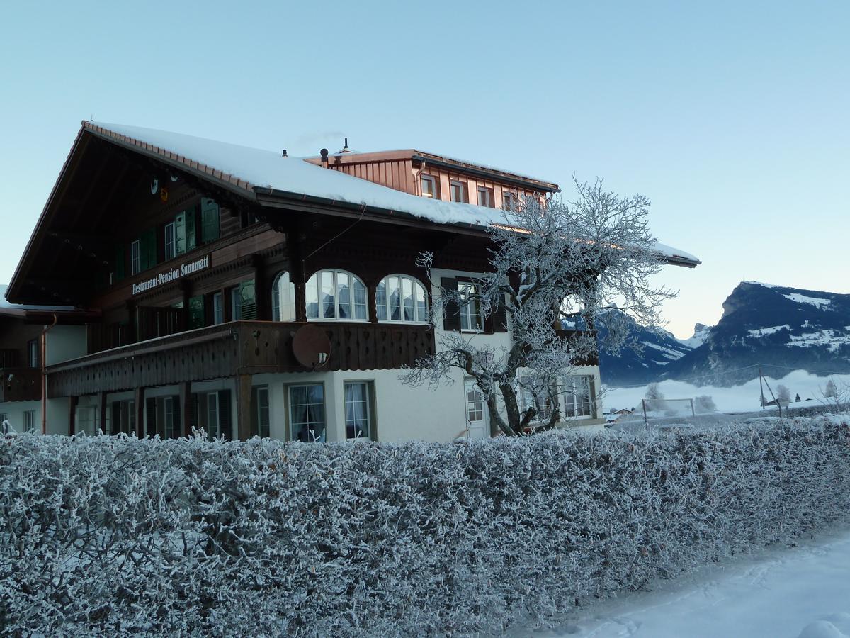 Hotel Restaurant Sunnmatt Aeschi Bei Spiez Eksteriør bilde