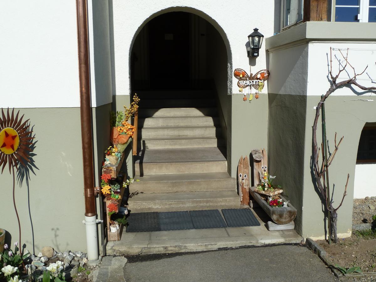 Hotel Restaurant Sunnmatt Aeschi Bei Spiez Eksteriør bilde